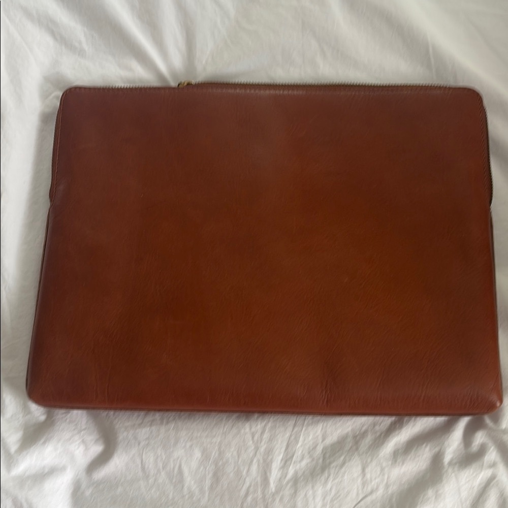 Laptop case -  brown leather zipper bag